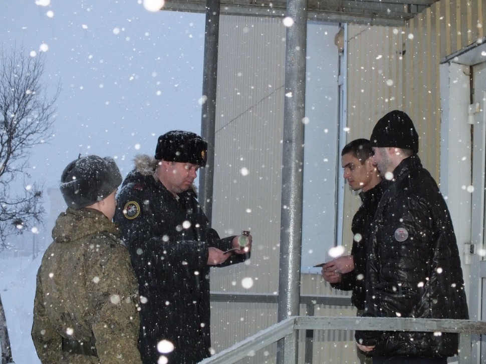 В Печенгскому муниципальном округе продолжается работа по постановке на воинский учёт лиц, вступивших в гражданство РФ